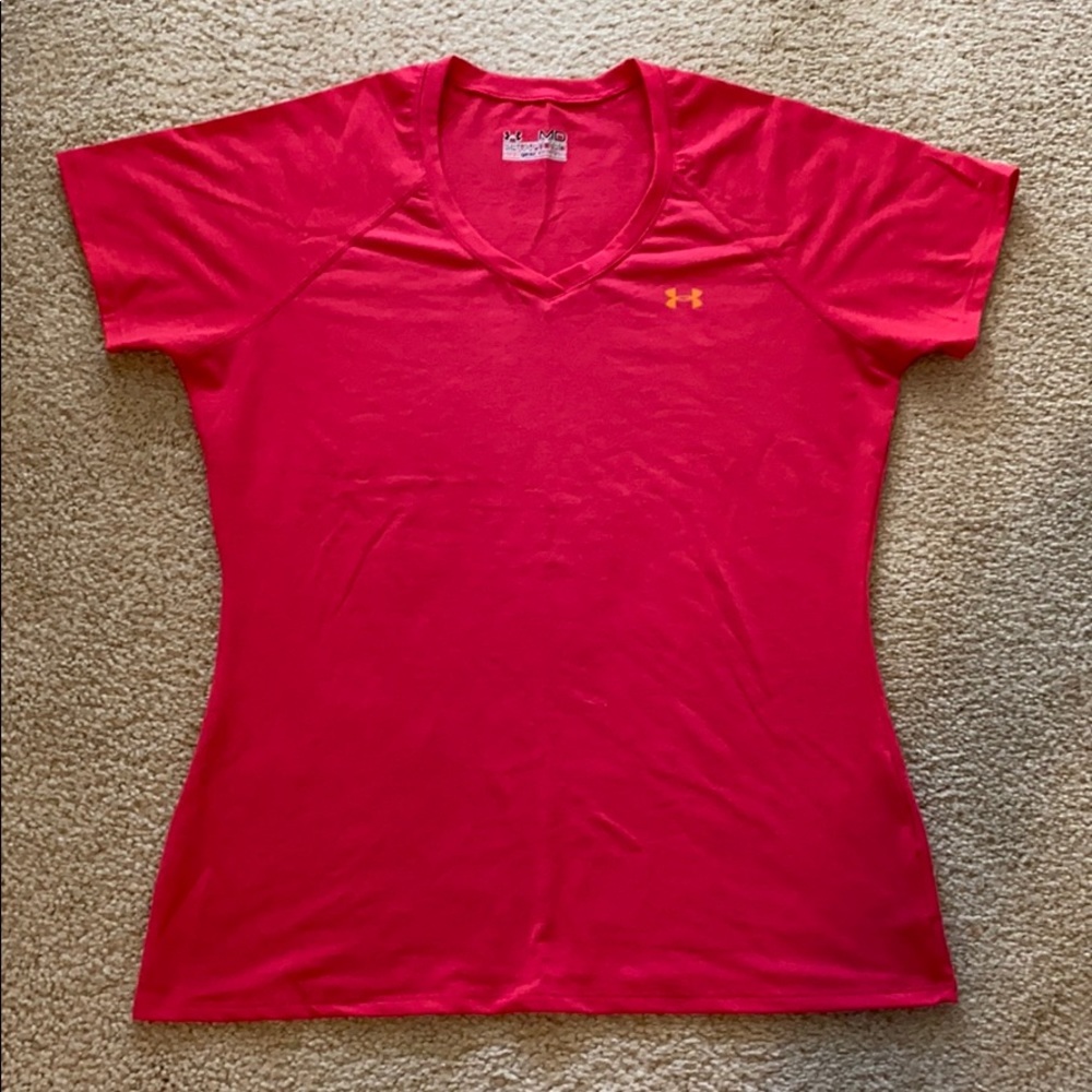 Under Armour Semi-Fitted Heat Gear Work Out Shirt